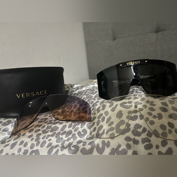 Like new! Sunglasses Versace 3 in 1 - Picture 3 of 6